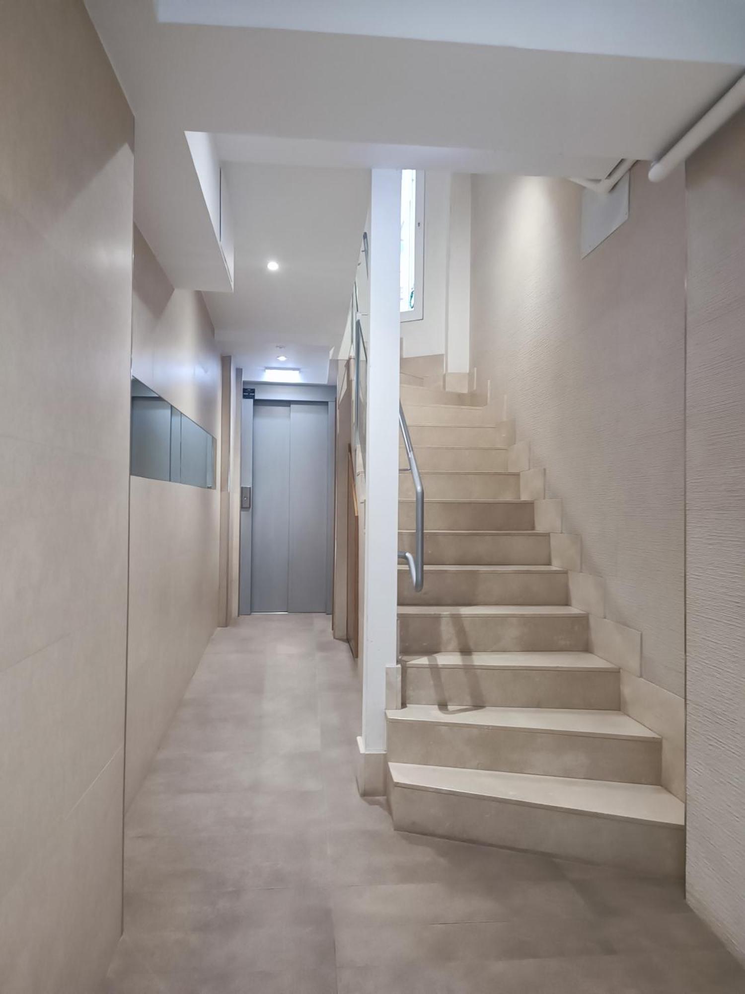 Como Una Casa De Campo En La Ciudad, Con Patio -Parking Gratis Хихон Экстерьер фото
